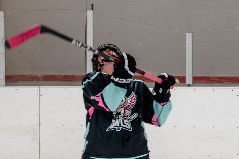 HOCKEY: BARN OWLS PRACTICE